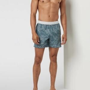 Vuori Men's Maverick Volley Short in Kashmir Jungle Size XL